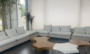 C335 - Venta Casa Mansión en Ribera del Batán Samborondón