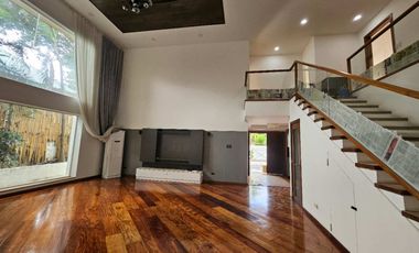 7 Bedrooms with pool for rent in Ayala Alabang Muntinlupa