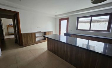 7 Bedrooms with pool for rent in Ayala Alabang Muntinlupa