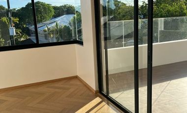 FOR SALE! House and Lot with Swimming Pool in Ayala Alabang Village, Muntinlupa City