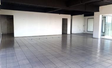 LOCAL COMERCIAL EN VENTA EN BARRIO DEL CALVARIO SANCTORUM PUEBLA MEXICO