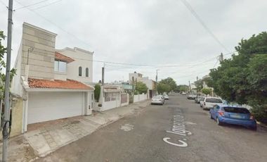 EXCELENTE PROPIEDAD UBICADA EN LA COLONIA SALVADOR DIAZ MIRON, EN VERACRUZ, VERACRUZ