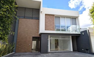 Bonita casa en lomas de angelopolis 1 cluter 222 $6,720,000