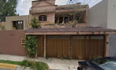 EXCELENTE PROPIEDAD UBICADA EN LA COLONIA LOS LAURELES, EN ZAMORA DE HIDALGO, MICHOACAN