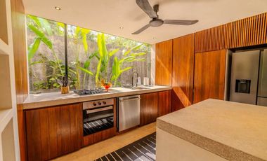 Villa de 3 Recámaras con Diseño Único en Tulum, al lado del hotel Holistika: Ubicación, Tranquilidad y Elegancia Moderna