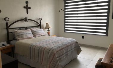 RENTA DE CASA AMUEBLADA EN HACIENDAS DE JURIQUILLA, SANTA FE.