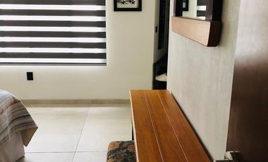 RENTA DE CASA AMUEBLADA EN HACIENDAS DE JURIQUILLA, SANTA FE.