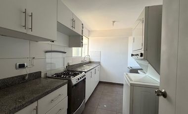 NUEVO INGRESO !! VENDO DEPA FRENTE A PARQUE EN SANTA CATALINA - LA VICTORIA LIM S.ISIDRO
