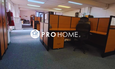 Se Arrienda amplia oficina en sector Sur de la ciudad