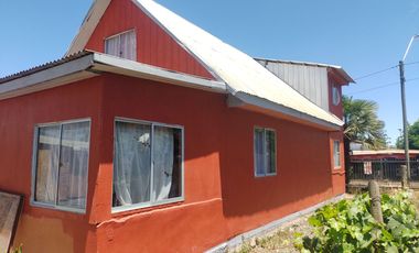 Casa en sector de Semillero Yerbas Buenas