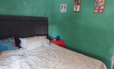 Casa en Avda Opción Comercial y habitacional, en terreno de 109 Mts. en Avda. San Martin con Avda. Manuel Antonio Matta, cercana a estación de metro