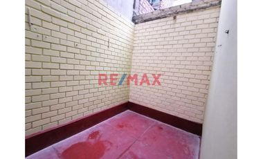 ID: 1121644 Vendo Dpto. Ocasion Parque 10 De Junio Callao / Bellavista 2Do Piso Excelente Ubicación