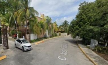 HERMOSA CASA EN VENTA EN PLAYA DEL CARMEN, QUINTANA ROO