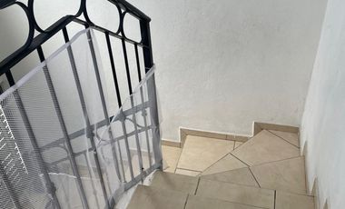 CASA EN VENTA JARDINES DEL VALLE