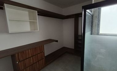 Departamento en Renta en fraccionamiento Carlota 2 en planta baja con jardin
