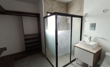 Departamento en Renta en fraccionamiento Carlota 2 en planta baja con jardin
