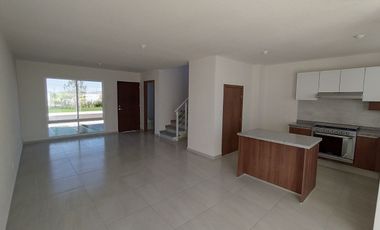 CASA NUEVA EN CONDOMINIO EN ZINACANTEPEC TOLUCA ESTADO DE MEXICO.