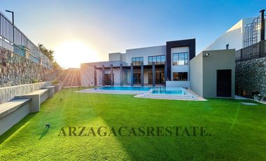 SE VENDE HERMOSA RESIDENCIA DE LUJO EN MISION DE LOS LAGOS