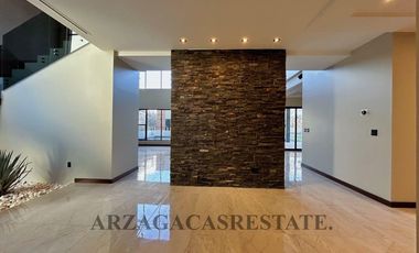 SE VENDE HERMOSA RESIDENCIA DE LUJO EN MISION DE LOS LAGOS