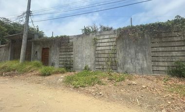 VENDO 572 METROS DE TERRENO MAS CERRAMIENTO PROPIEDAD  CON SALIDA AL MAR