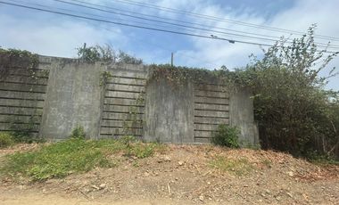 VENDO 572 METROS DE TERRENO MAS CERRAMIENTO PROPIEDAD  CON SALIDA AL MAR