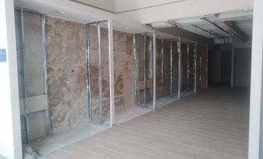 Local independiente en arriendo en el sector Hermosa Provincia, Bello