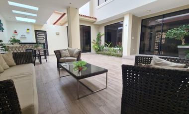 Alquiler de Casa en Puerto Azul