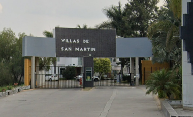 Venta de casa en Av. Revolucion, Centro, Santa Cruz del Valle, Jal.
