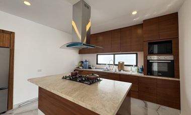 Casa en venta en merida | JARDINES DE LA REJOYADA