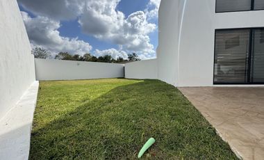 Casa en venta en merida | JARDINES DE LA REJOYADA