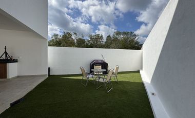 Casa en venta en merida | JARDINES DE LA REJOYADA