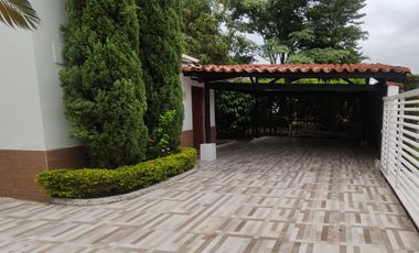 ARRIENDO CASA EN LA MORADA A LAS AFUERAS DE CALI VALLE DEL CAUCA