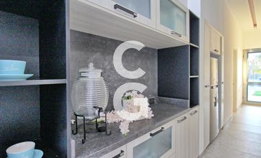 Casa en Venta en Cancún Residencial Lagos Del Sol con Jacuzzi y Paneles Solares