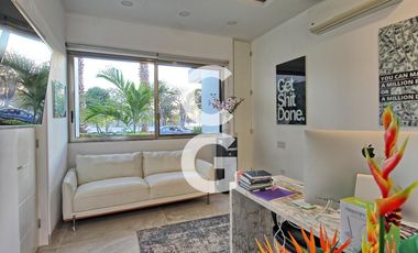 Casa en Venta en Cancún Residencial Lagos Del Sol con Jacuzzi y Paneles Solares