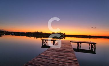 Casa en Venta en Cancún Residencial Lagos Del Sol con Jacuzzi y Paneles Solares