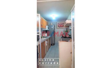 Casa De 2 Pisos 5 Habitaciones + Cuarto De Servicio + Cocherra Con 2 Ingresos Urb. Altamar La Perla Alta
