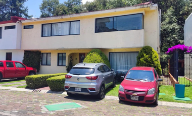 Hermosa y amplia casa en condominio en venta ideal familias grandes en San Pedro Martir, CDMX