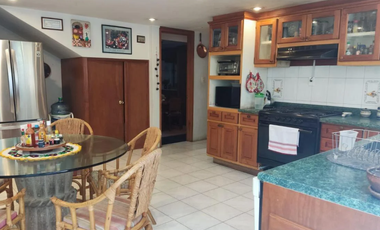 Hermosa y amplia casa en condominio en venta ideal familias grandes en San Pedro Martir, CDMX
