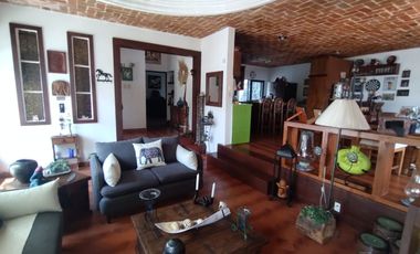 CASA DE UN NIVEL EN VENTA EN MEDIO DEL BOSQUE EN REAL DE MONTECASINO MORELOS