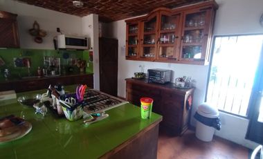 CASA DE UN NIVEL EN VENTA EN MEDIO DEL BOSQUE EN REAL DE MONTECASINO MORELOS