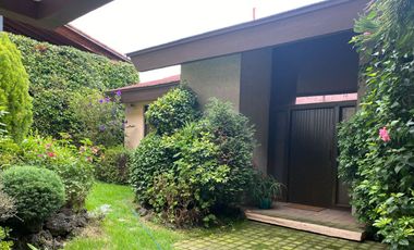 RENTA DE BONITA CASA EN BOSQUES DE LAS LOMAS, SUPER UBICADA