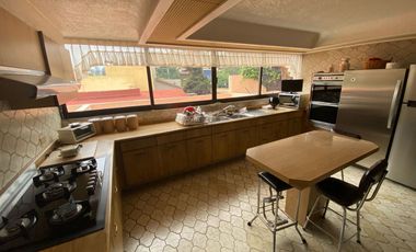 RENTA DE BONITA CASA EN BOSQUES DE LAS LOMAS, SUPER UBICADA