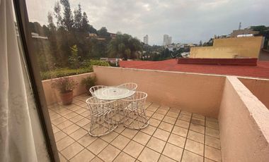 RENTA DE BONITA CASA EN BOSQUES DE LAS LOMAS, SUPER UBICADA