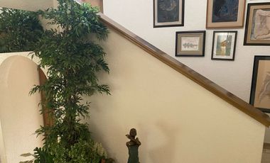 RENTA DE BONITA CASA EN BOSQUES DE LAS LOMAS, SUPER UBICADA