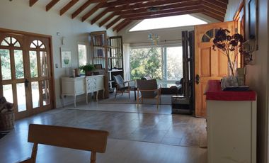 HERMOSA PARCELA CON CASA EN CONDOMINIO CONSOLIDADO