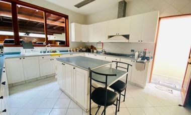 VENTA DE BELLA CASA DE LUJO EN PERFECTAS CONDICIONES