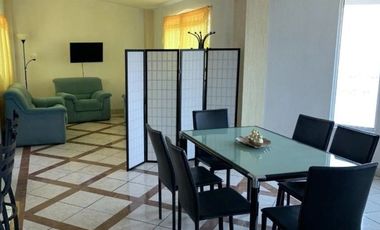 PRECIOSA Y AMPLIA CASA, EXCELENTE UBICACIÓN CERCA DEL CENTRO DE TOLUCA Y DEL AEROPUERTO INTERNACIONAL -NO CRÉDITOS-