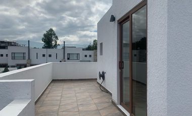 Renta Casa sector Tumbaco sin amoblar
