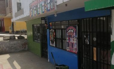 Venta de local comercial en  Av. Huaura frente a la plaza civica Mi Perú