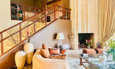 VENTA DE BELLA CASA MUY BIEN CONSERVADA